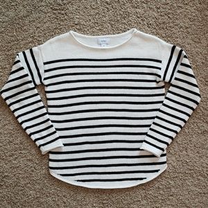 NWOT Old Navy Striped White and Black Sweater XS